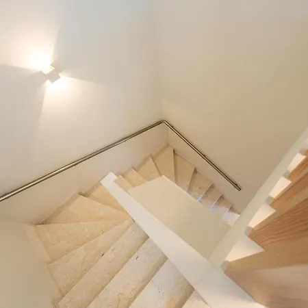公寓 Hasi Three Bedroom Duplex 尼亚·蒙达尼亚