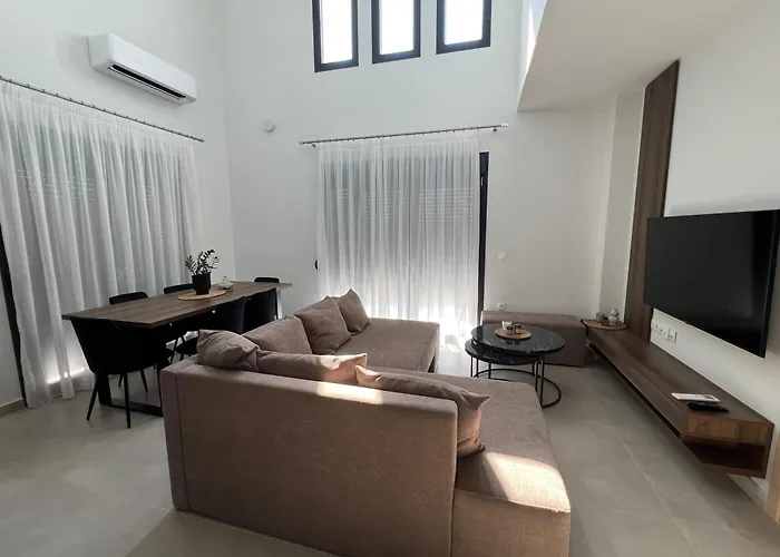 Apartamento Hasi Three Bedroom Duplex Nea Moudania
