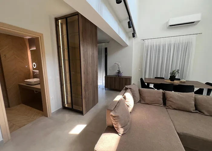 Hasi Three Bedroom Duplex