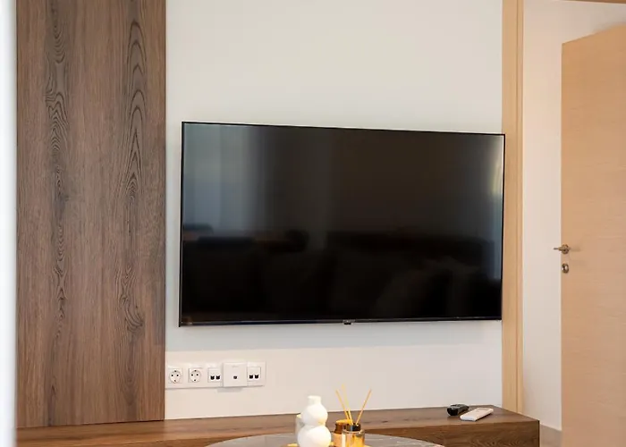 Hasi Three Bedroom Duplex Nea Moudania