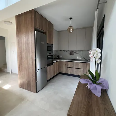 شقة Hasi Three Bedroom Duplex نيا موذانيا